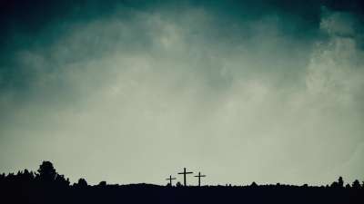 Horizon Crosses Moody